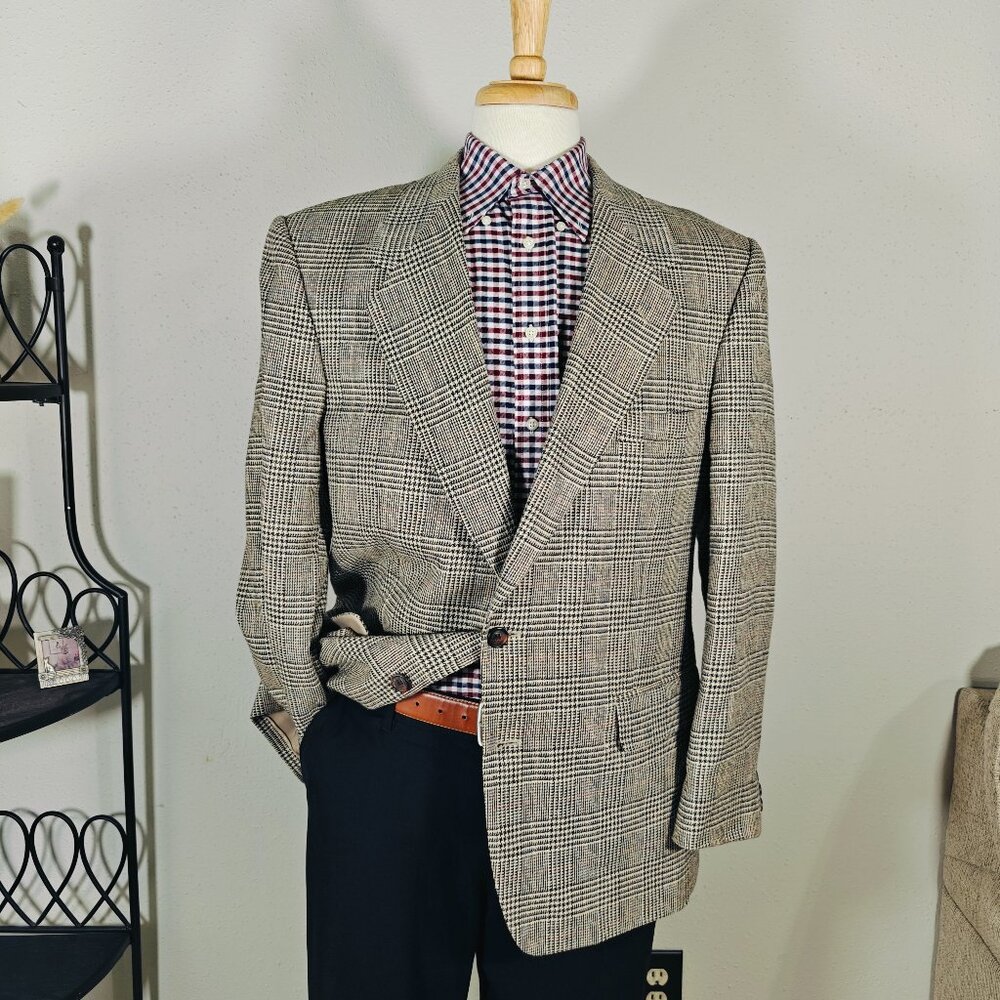 Savane Men's Sport Coat Blazer Two‎ Button Beige Plaid Poly Wool Silk Size 44R